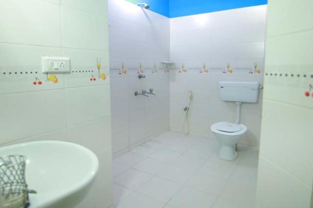 Lyba Homestay Thiruvananthapuram Exteriör bild